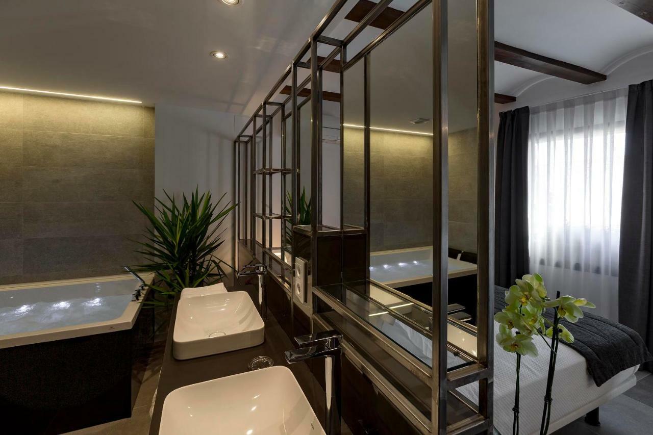 Vinatea Suites Morella Exterior foto