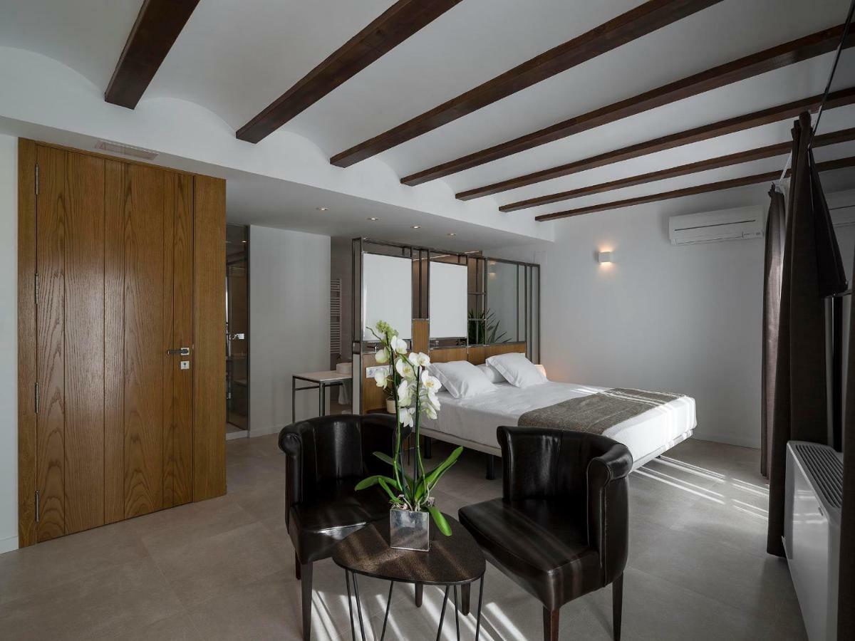 Vinatea Suites Morella Exterior foto